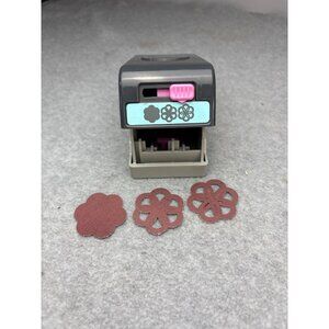 Ek Tools Medium Flower Paper Punch